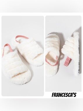 🩷New Francesca’s Anna Smiley Strap Fluffy White Slippers🩷